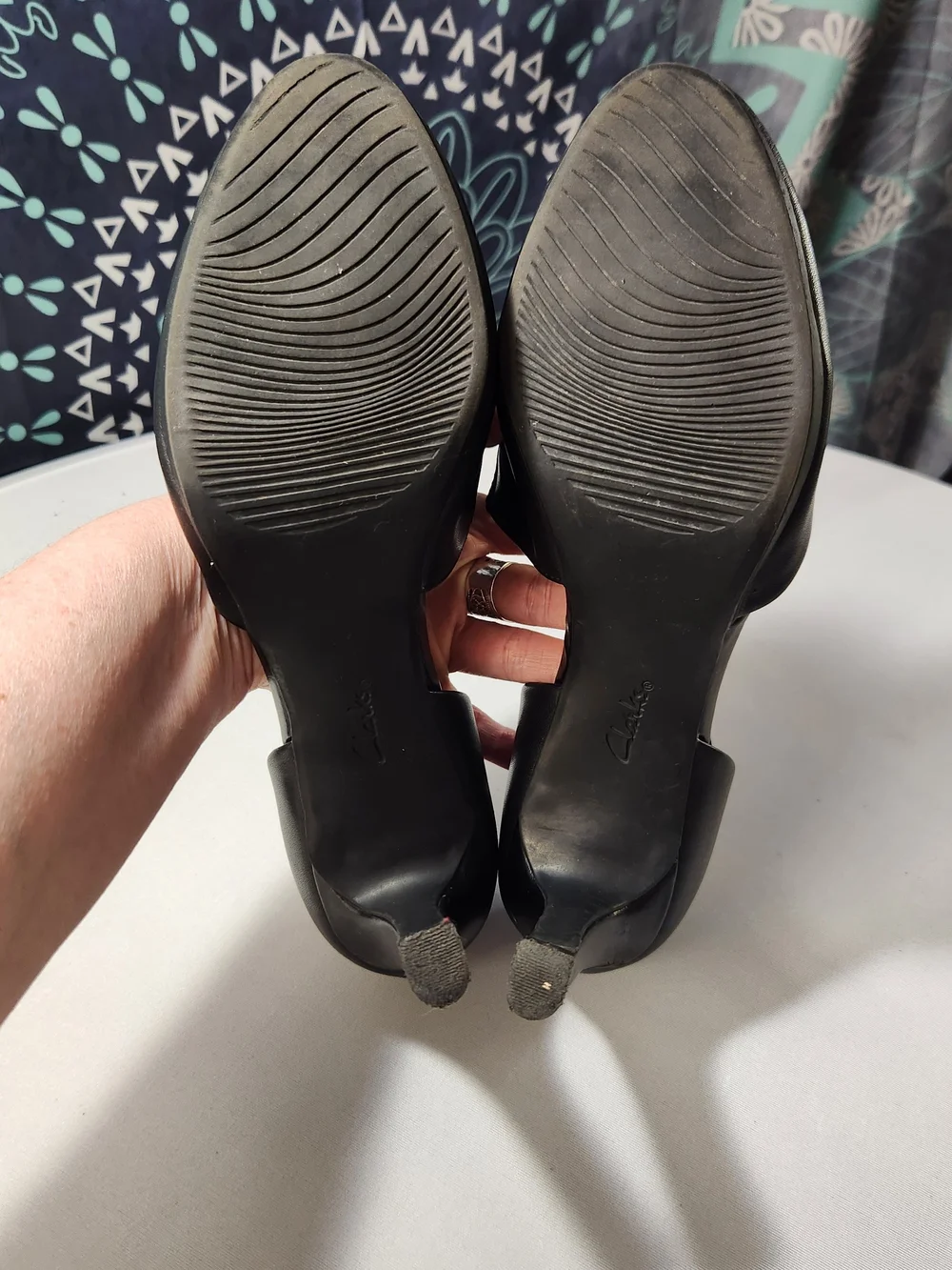 ⭐️Clarks Ambyr Glow Black Leather Platform Pump Heels Comfort Mary Jane Size 9